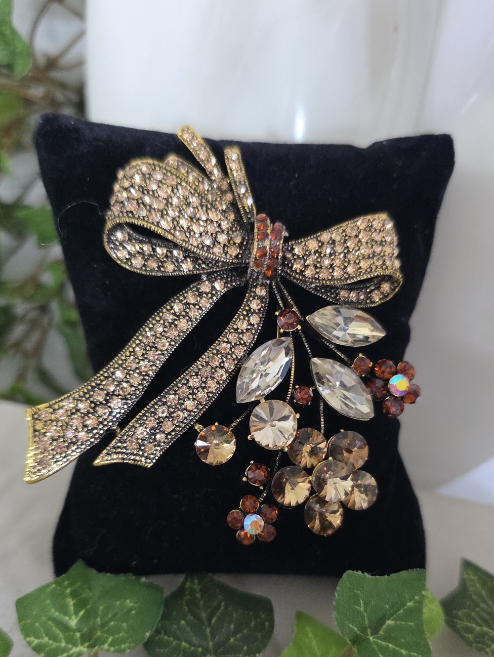 Vintage Antique Gold Tone Amber Crystal Rhinestone Bow Floral Brooch Pin